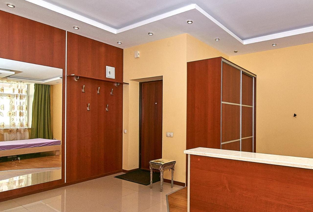 Inn Home Apartments-Olimpiysky Stadium Area キエフ エクステリア 写真
